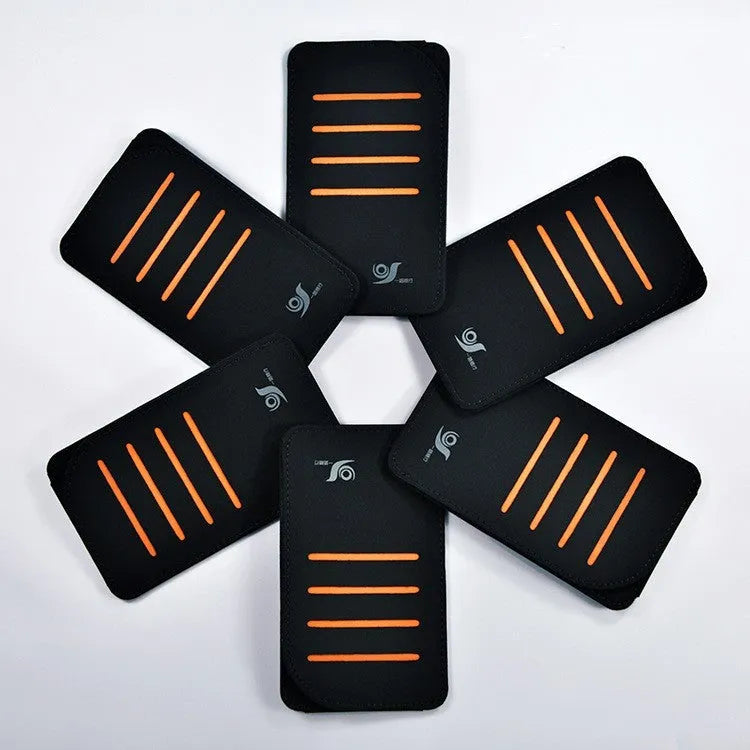 Set of four rigid car sun visor shading panels and a vehicle-mounted storage bag.