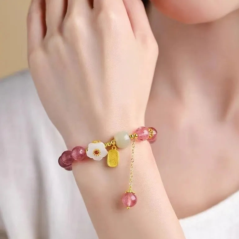Hetian jade peach blossom strawberry quartz crystal bracelet with natural crystal design