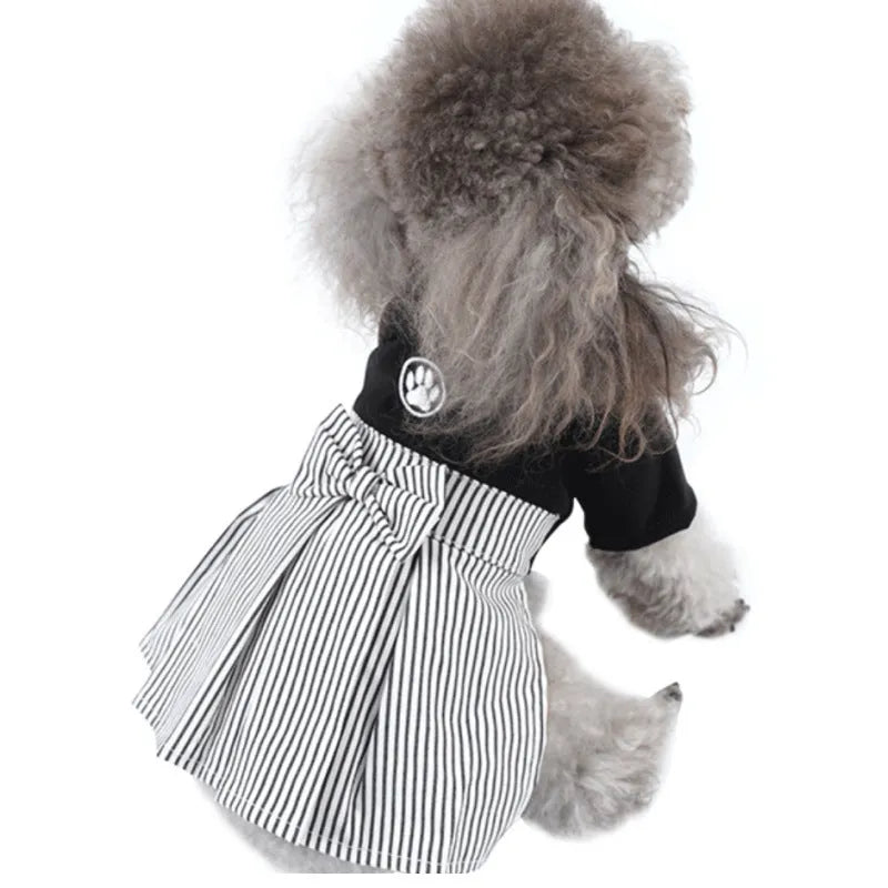 Cotton poodle dog clothes in four-foot pants and skirt styles for small dogs