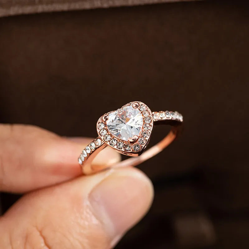 Crystal heart-shaped women's wedding ring in rose gold or silvery electroplated finish
