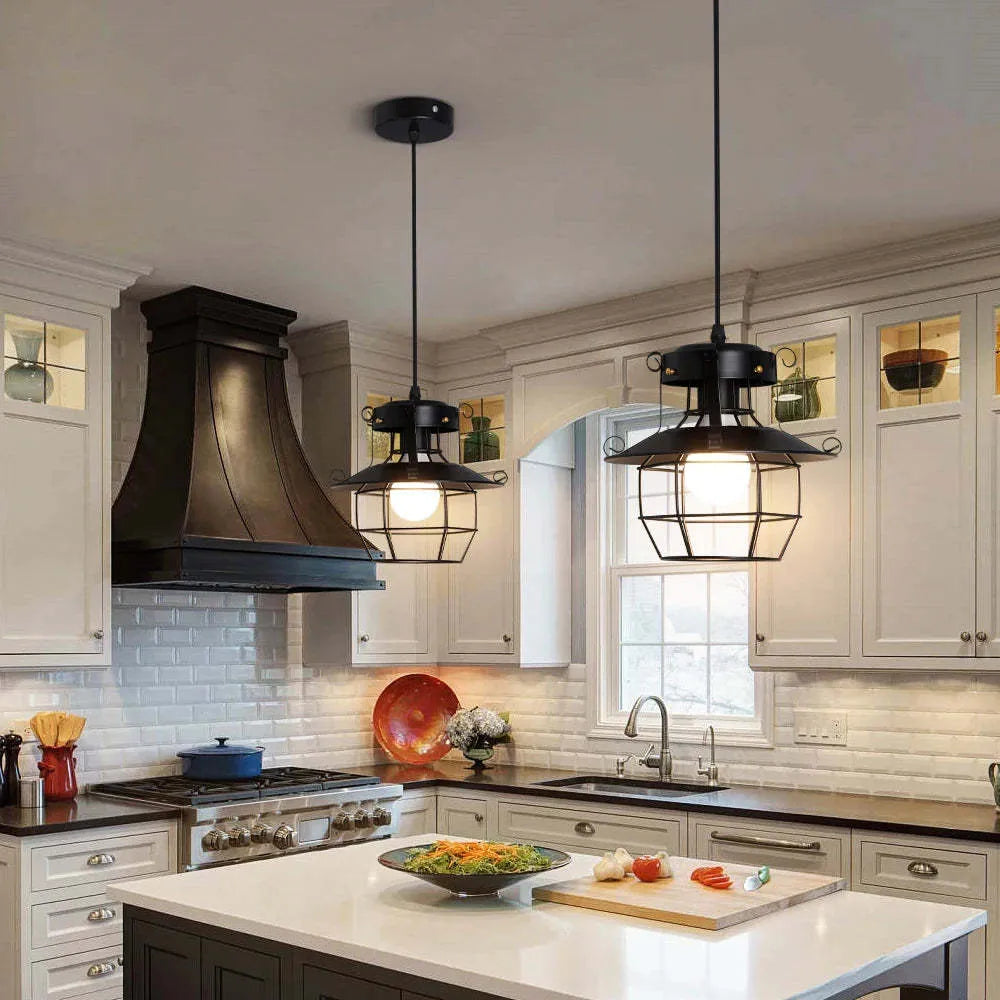 Iron retro single-head lantern droplight pendant lamp for restaurant or corridor.