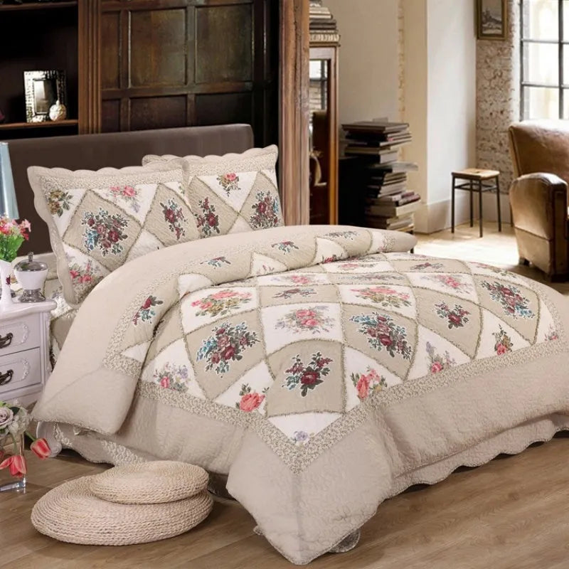 Pure cotton quilted bedspread-style three-piece bedding set in a Korean design with pillowcases.