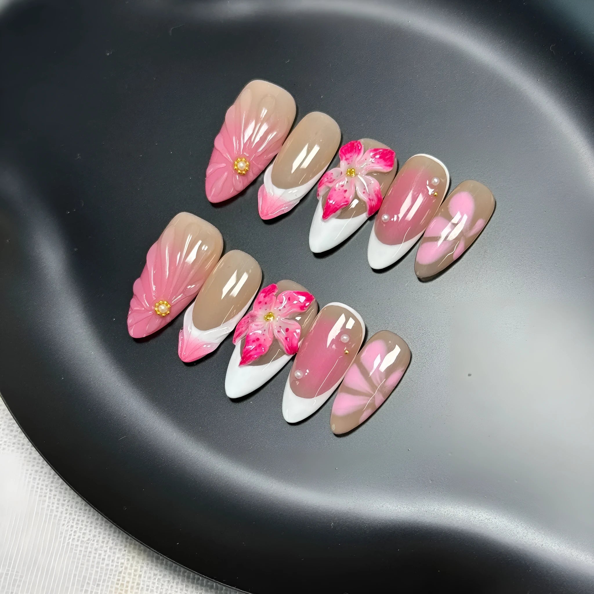French style false nails with three-dimensional lily ice flower decoration in almond shape