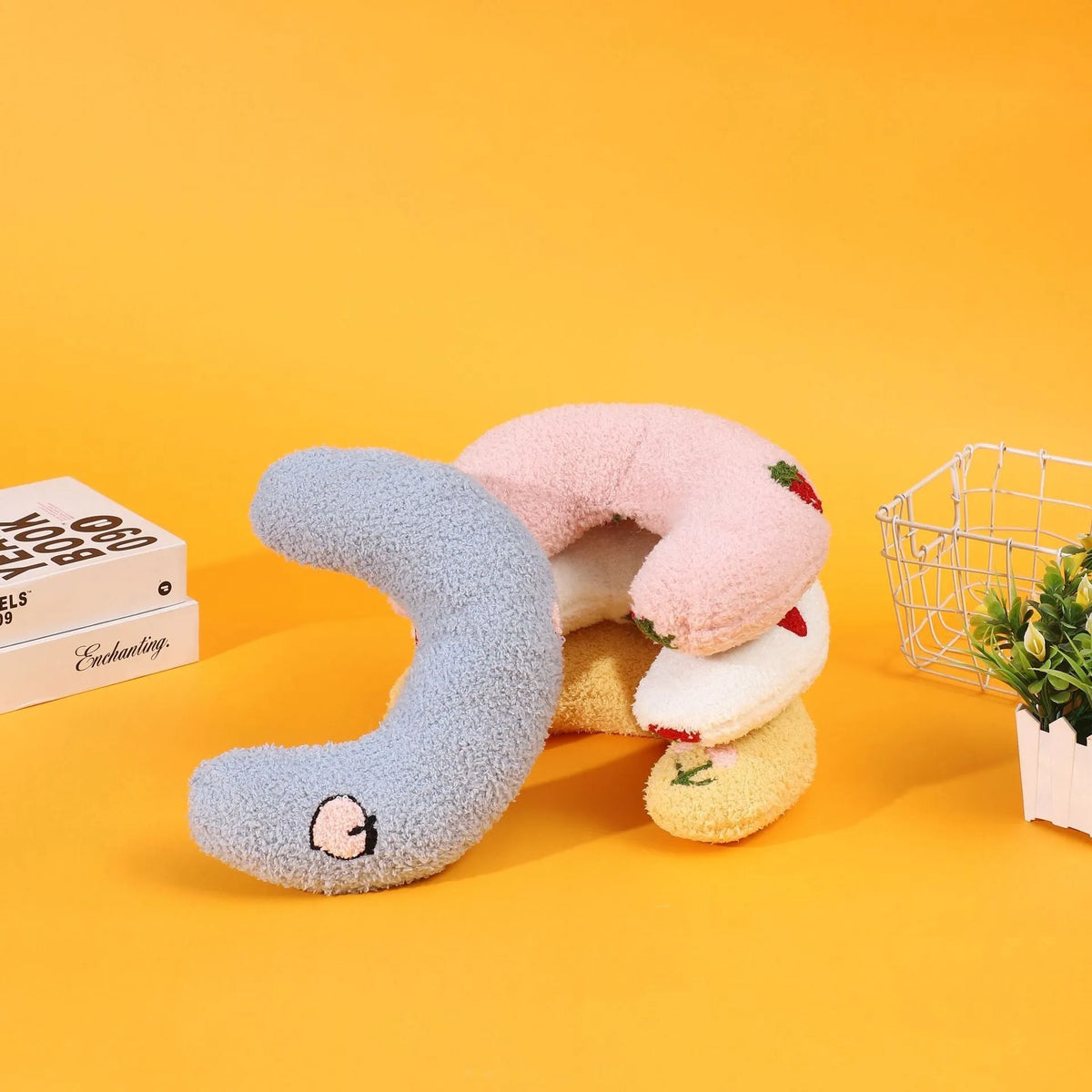 Cat U-shaped half moon pillow bed in cloth fabric with cartoon design
