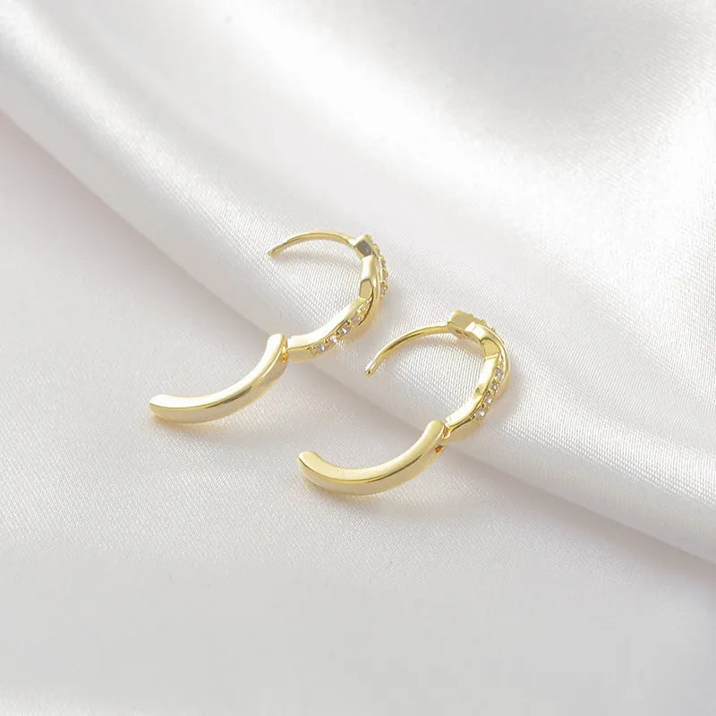 Women's geometric copper earrings with interwoven hemp rope design in gold colour option