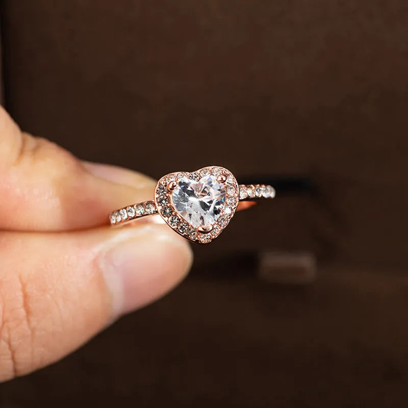 Crystal heart-shaped women's wedding ring in rose gold or silvery electroplated finish