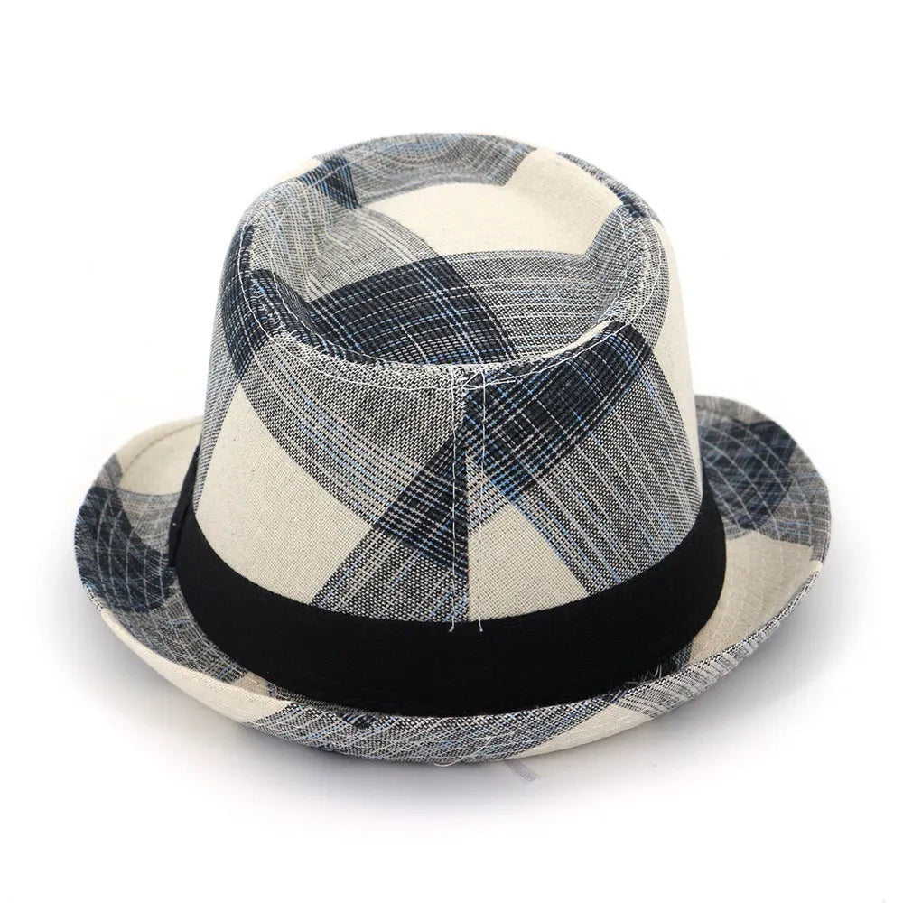 Polyester sun hat with bell crown and 4.5cm brim in black or blue for outdoor sun protection