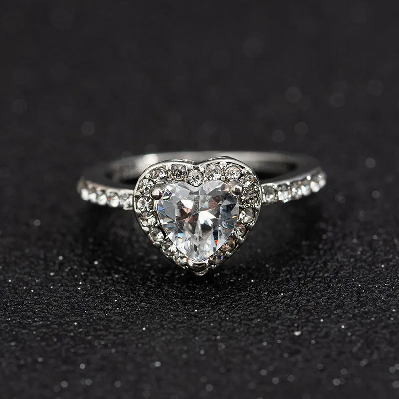 Crystal heart-shaped women's wedding ring in rose gold or silvery electroplated finish