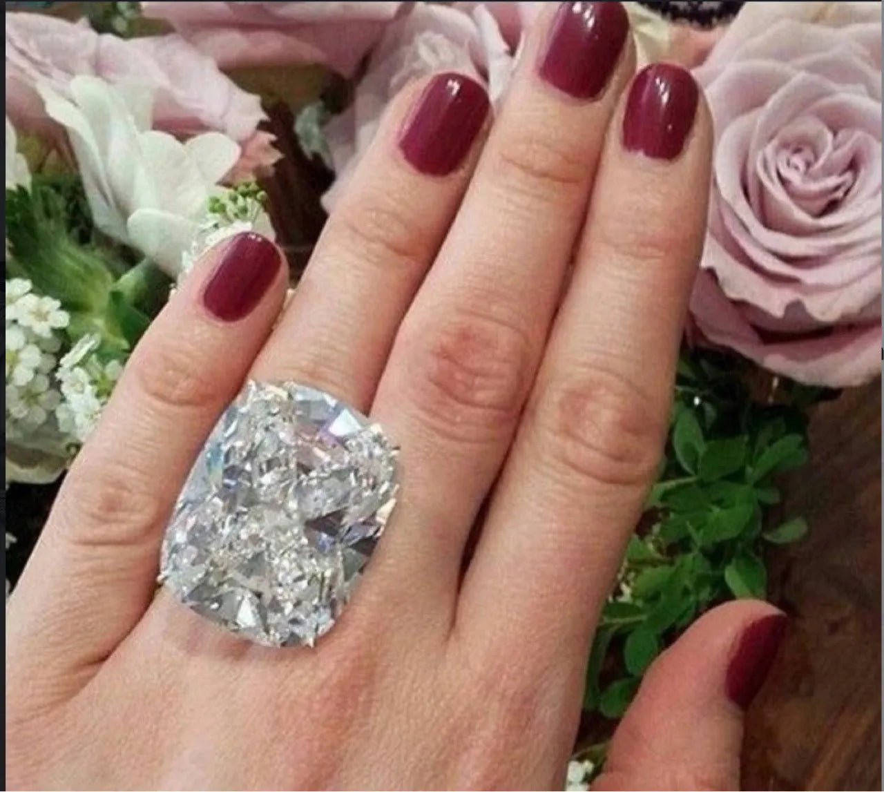 Women's simple inlaid white square diamond ring in electroplated alloy white gold colour
