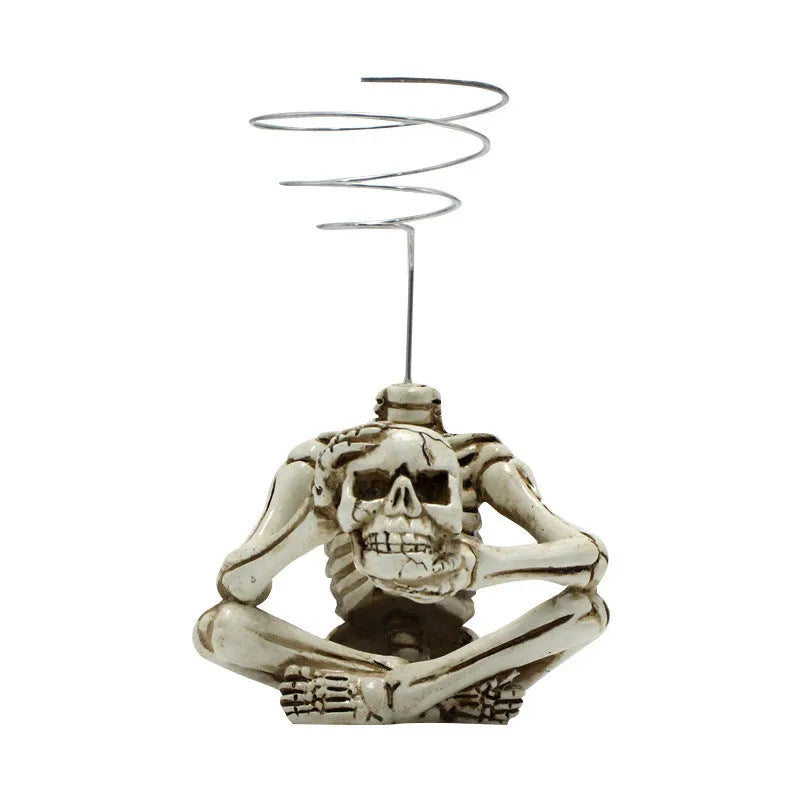 Gothic skull design resin Tillandsia bracket planter with iron mounting bracket