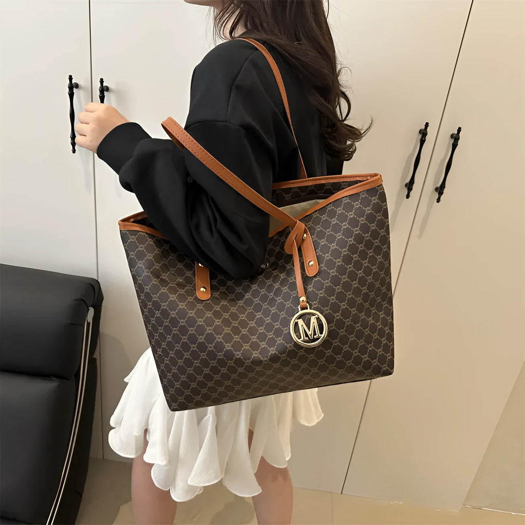 Street trend style PU leather shoulder bag with adjustable handle in black, brown, grey or white