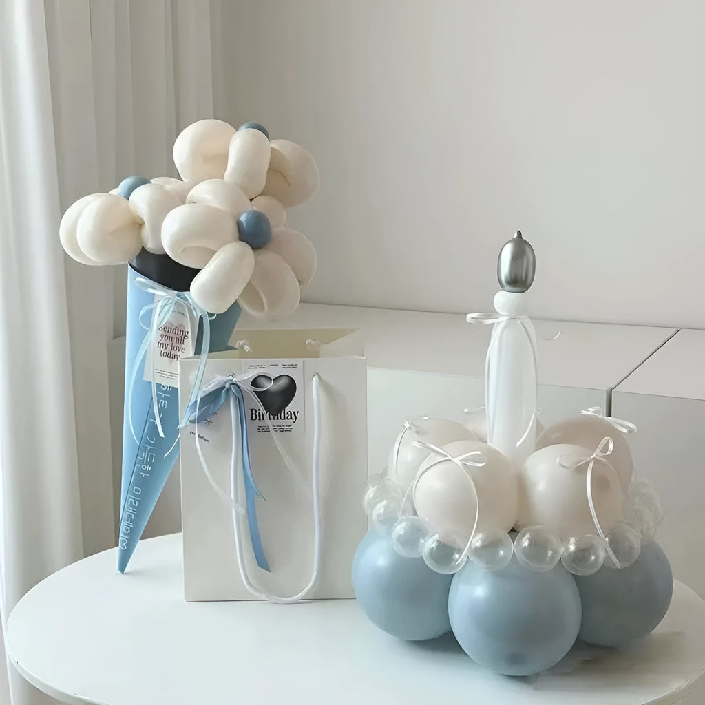 Balloon bouquet DIY kit for cake decoration with round balloons and ten style options