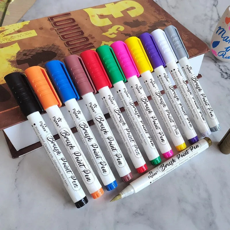 Set of soft-head gouache marker pens for hand painting and graffiti art in multiple colour configurations