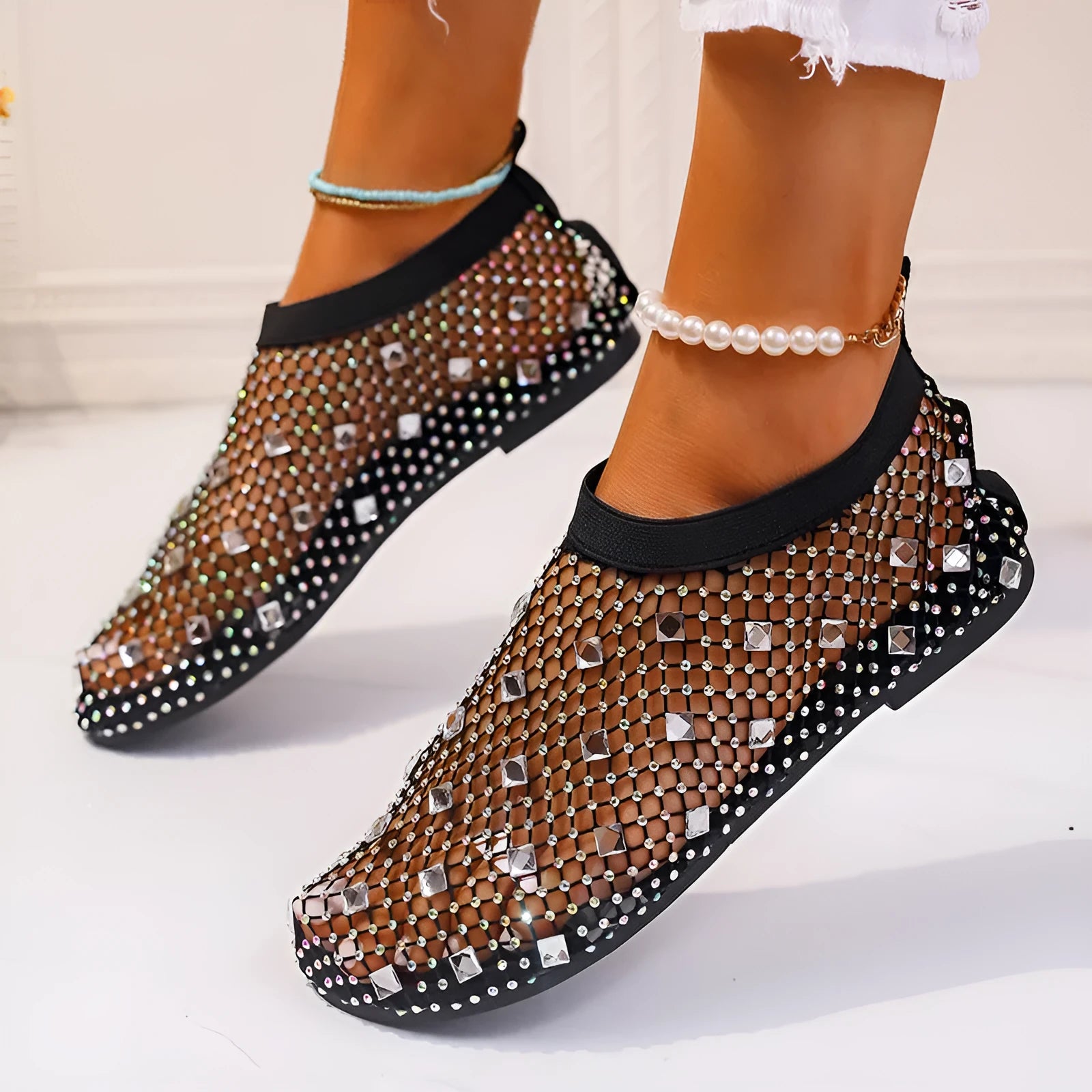 Women's flat mesh sandals with colourful rhinestone decoration and round toe design