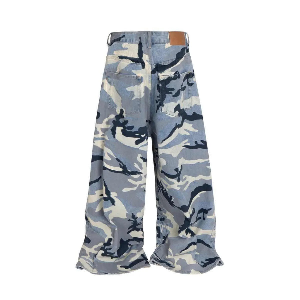 Snow camouflage blue loose fit denim jeans with mid-waist design and elastic fabric