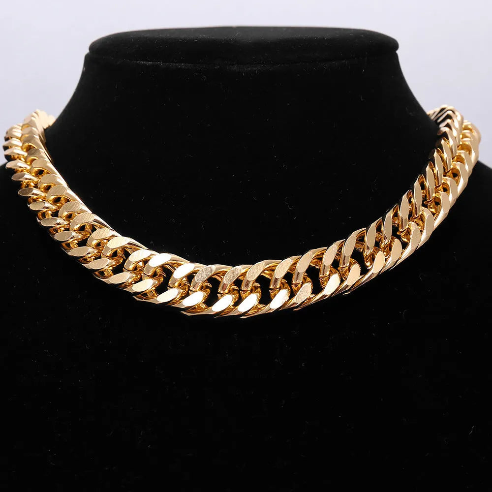 Gold electroplated women's thick chain necklace with net red style measuring 32cm