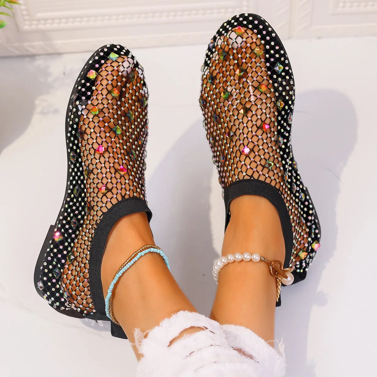 Women's flat mesh sandals with colourful rhinestone decoration and round toe design