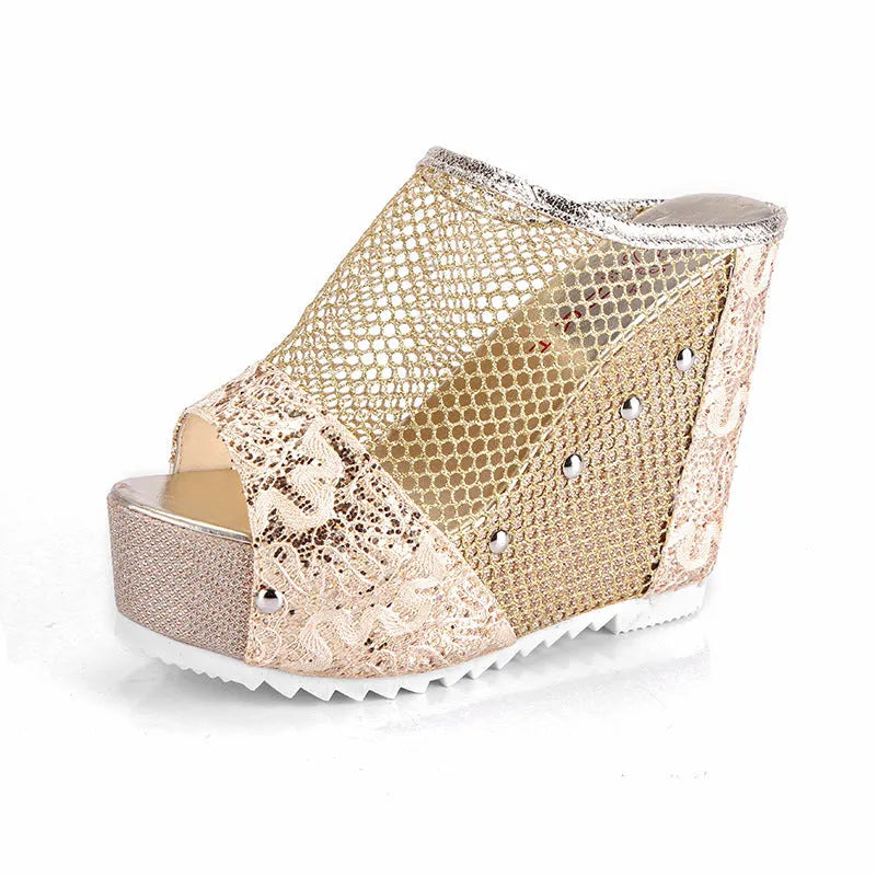 Women's chunky heel platform sandals with hollowed-out heel design in black mesh
