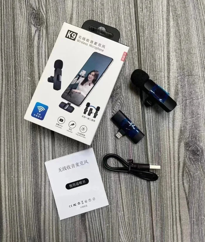 Wireless collar clip lavalier microphone for outdoor video recording with multiple interface connection options