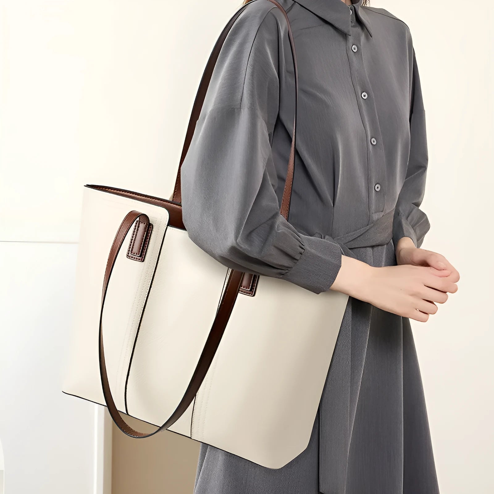 Women's genuine leather crossbody bag with horizontal square design and single shoulder strap
