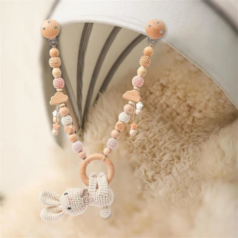 Baby crib hanging bunny and lion pendant toy with cart chain and biteable feature for infants 0-3 years