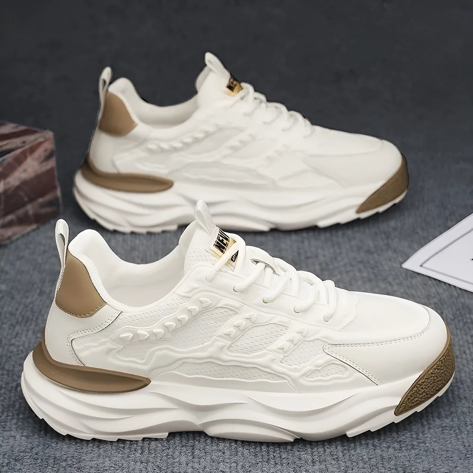 Men's white and black breathable mesh shoes with round toe design and PU mesh upper
