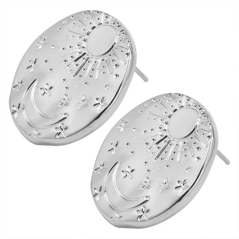 Geometric shell design stainless steel cartilage stud earrings in gold and silver colour options