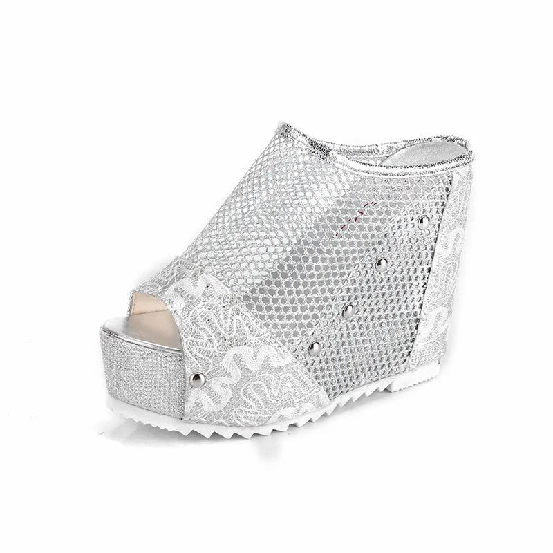 Women's chunky heel platform sandals with hollowed-out heel design in black mesh