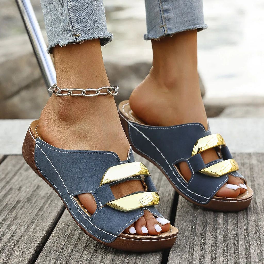 Roman-style platform sandals with artificial PU upper and rubber sole in multiple colours