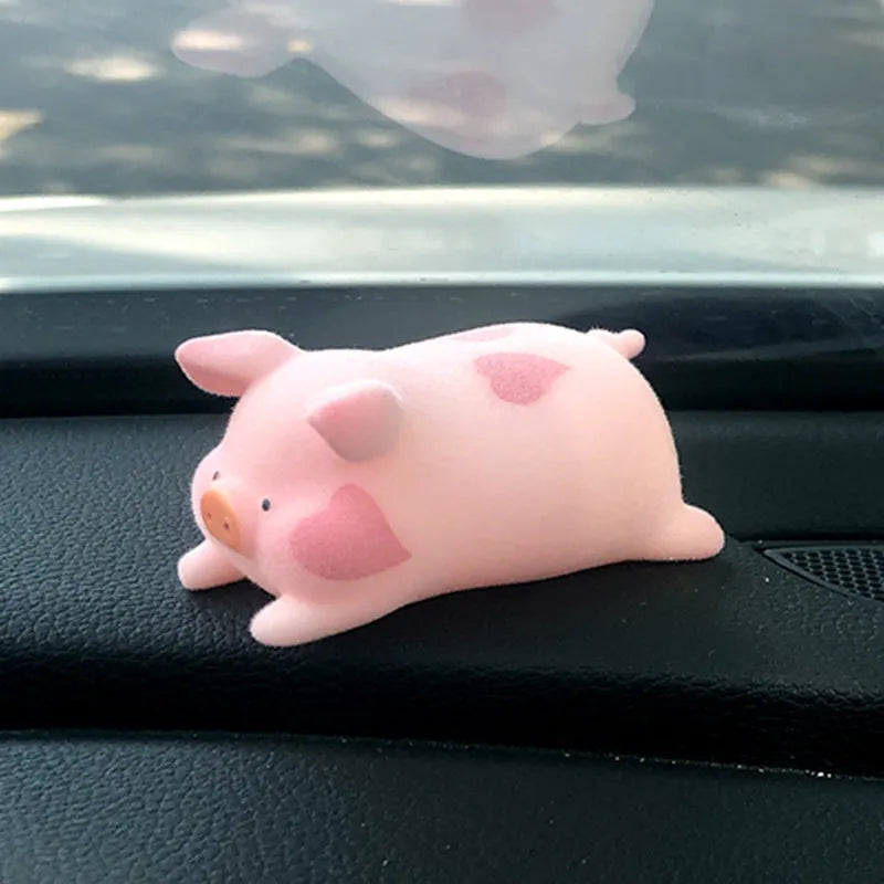 Colourful resin cartoon pig car ornament for dashboard decoration