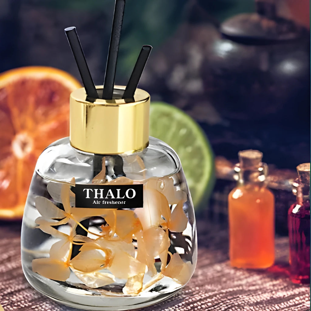 Glass car perfume ornament with loose incense for aromatherapy in vehicle