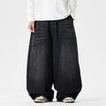 Men's plus size wide leg jeans in American casual style with straight leg opening