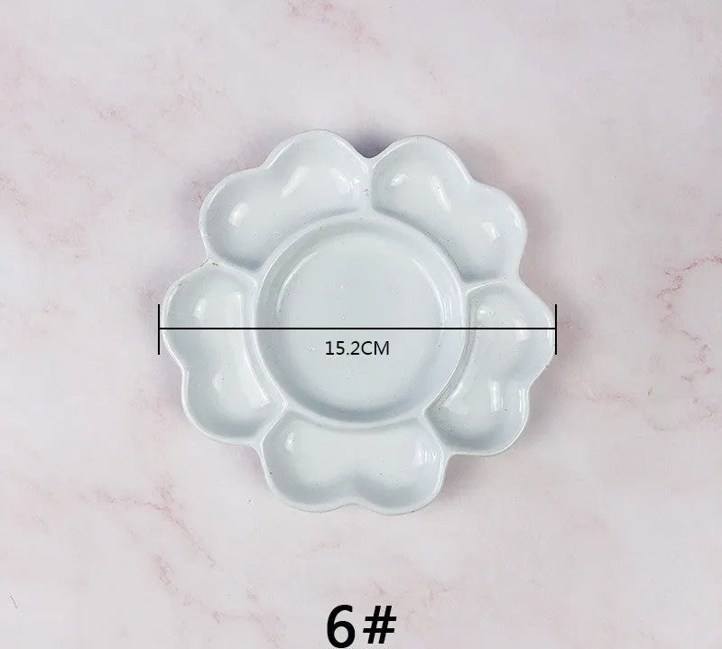 White ceramic painting palette with plum blossom design for watercolour acrylic oil paints