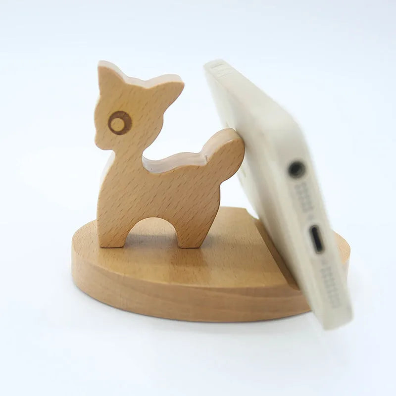 Resin animal-themed mobile phone holder with lazy bracket design for desk organisation