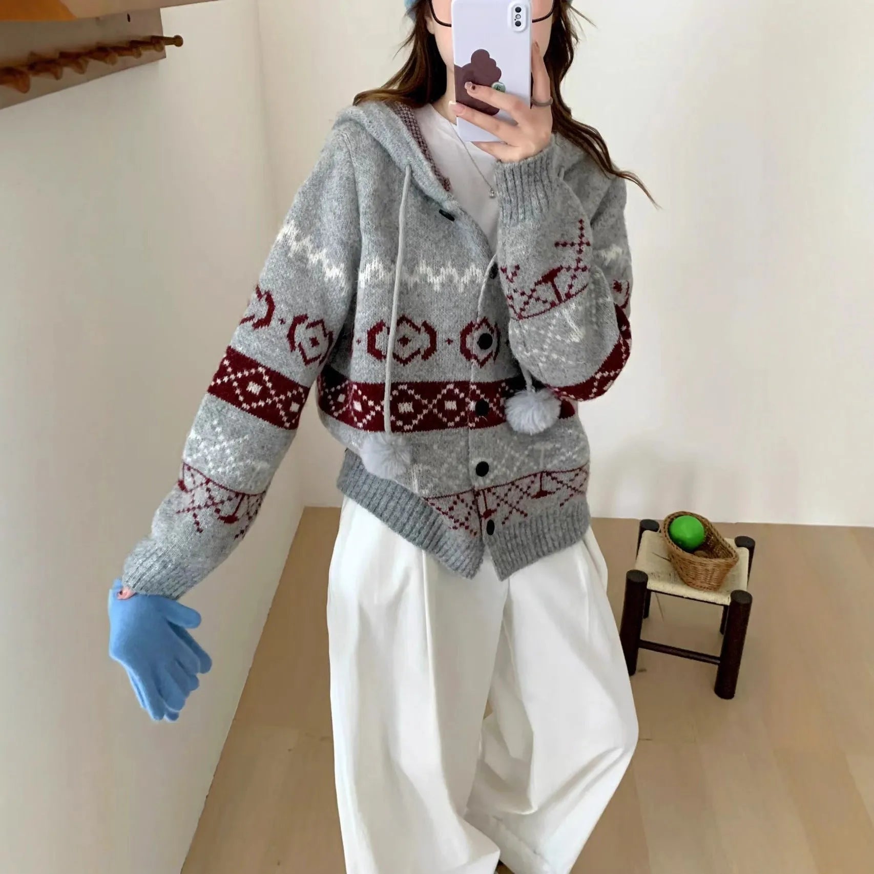 Geometric pattern brocade sweater coat for plus size women in loose fit with long sleeves