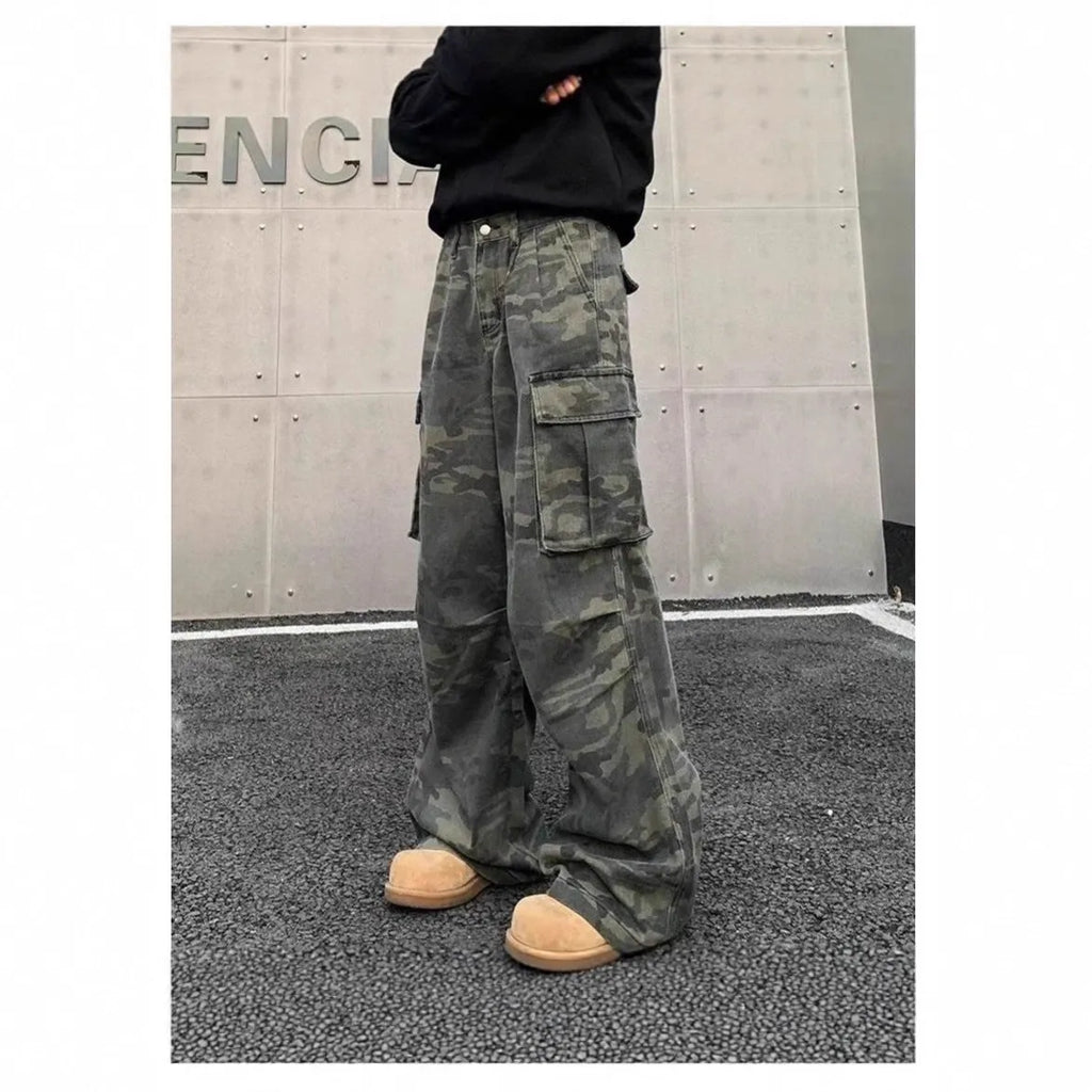 American vintage crumpled camouflage cargo pants with multiple pockets on a cotton blend fabric.