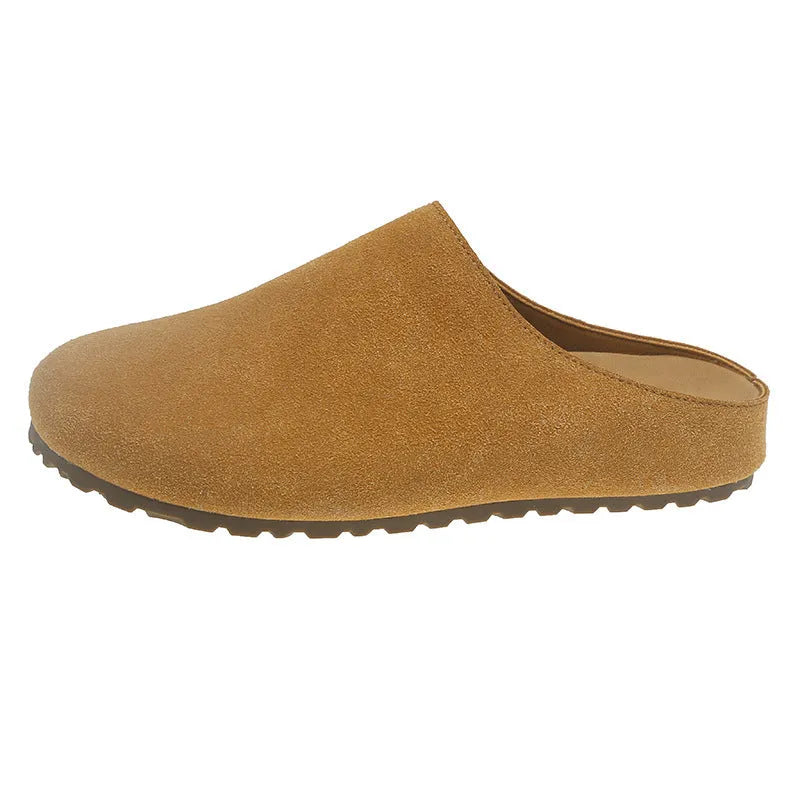 Korean style outdoor slip-on slippers in microfiber with square toe head design