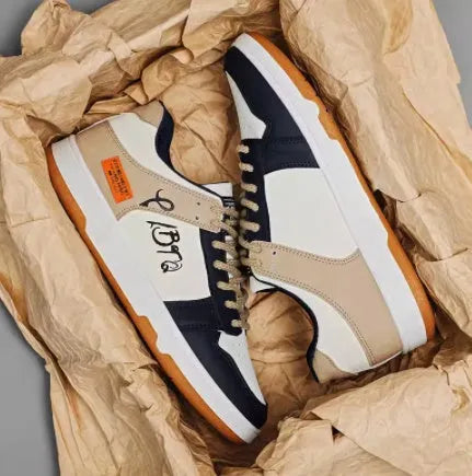 Lace-up sneakers in simple style available in rainbow, white blue, or white rice colours