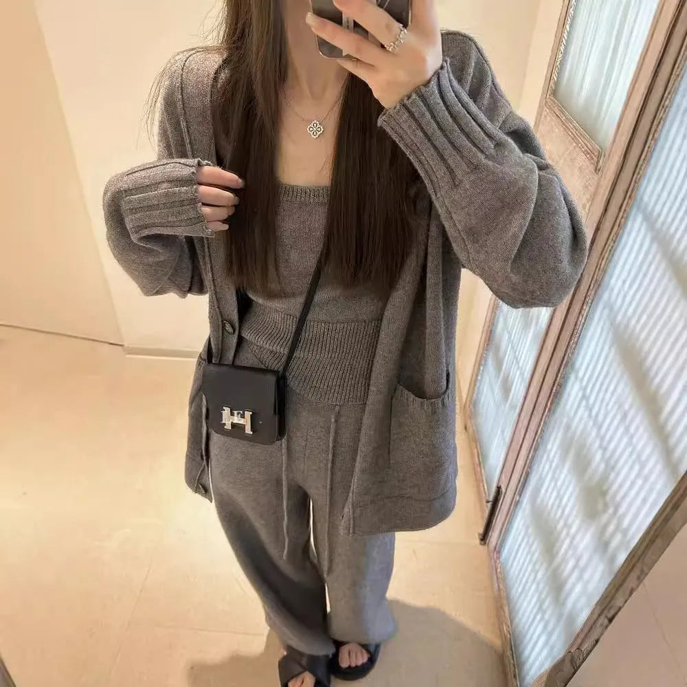 Women's knit cardigan vest suspender pants three-piece set in beige wool blend fabric