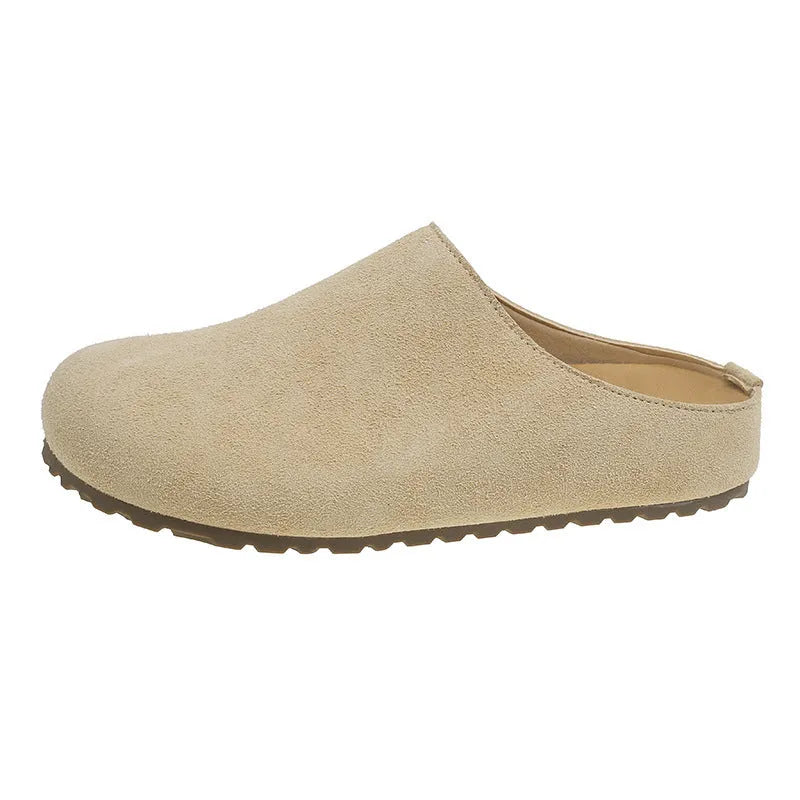 Korean style outdoor slip-on slippers in microfiber with square toe head design