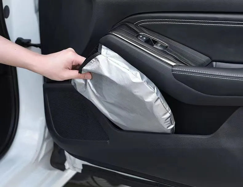Aluminium foil car sunshade for heat and UV protection in silver colour