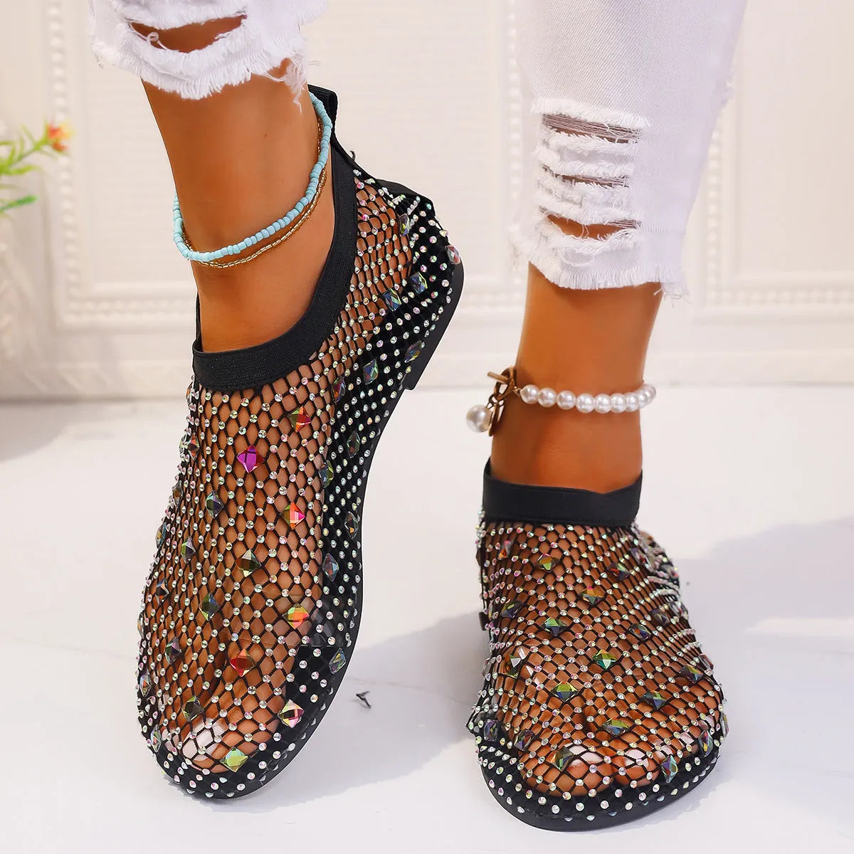 Women's flat mesh sandals with colourful rhinestone decoration and round toe design