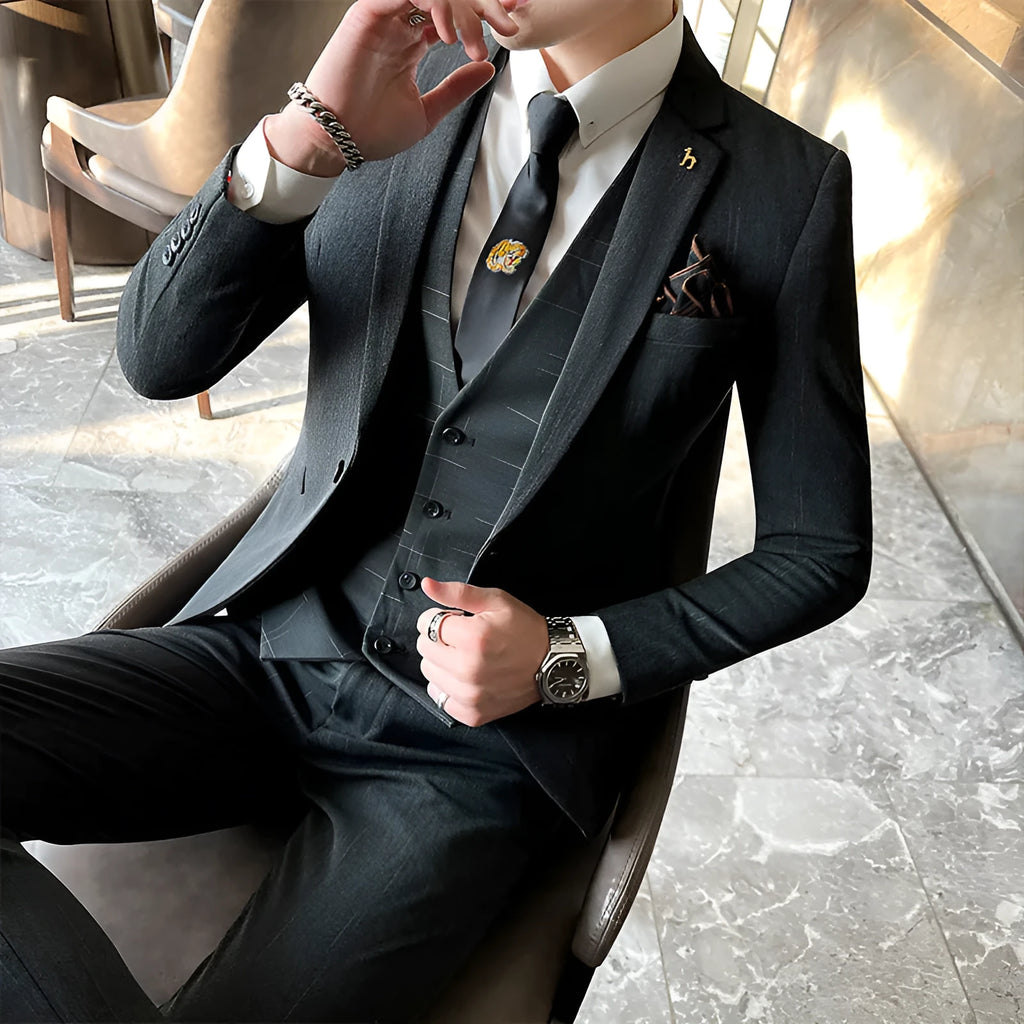 Men's slim fit British style suit in cotton blend fabric available in black and dark grey colours