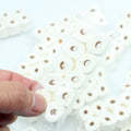 Simulated paper tissue roll model measuring 30x15x80mm for children's pretend play