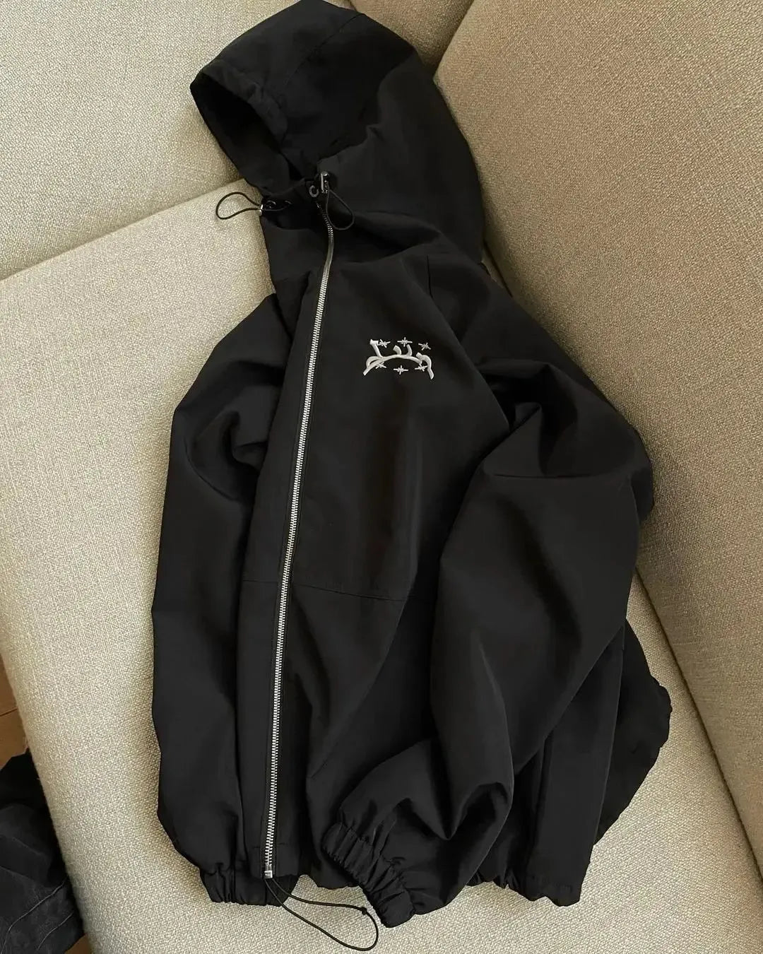 Men's grey hooded polyester sun protection jacket with British style loose fit