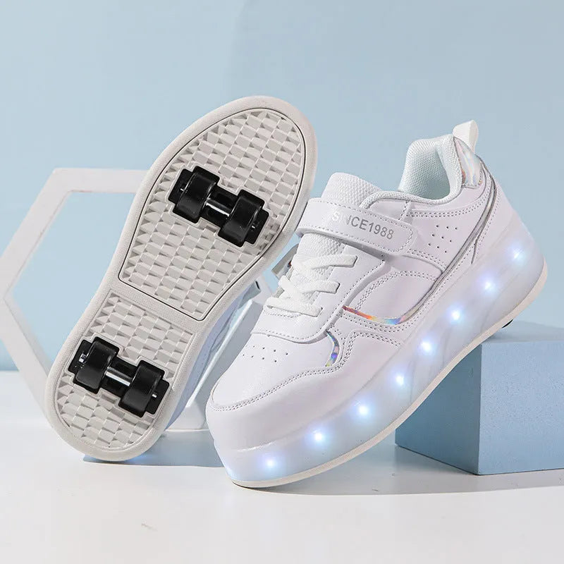 Charging flash rollerskates with LED lights in pink, white, black or purple with two or four wheels