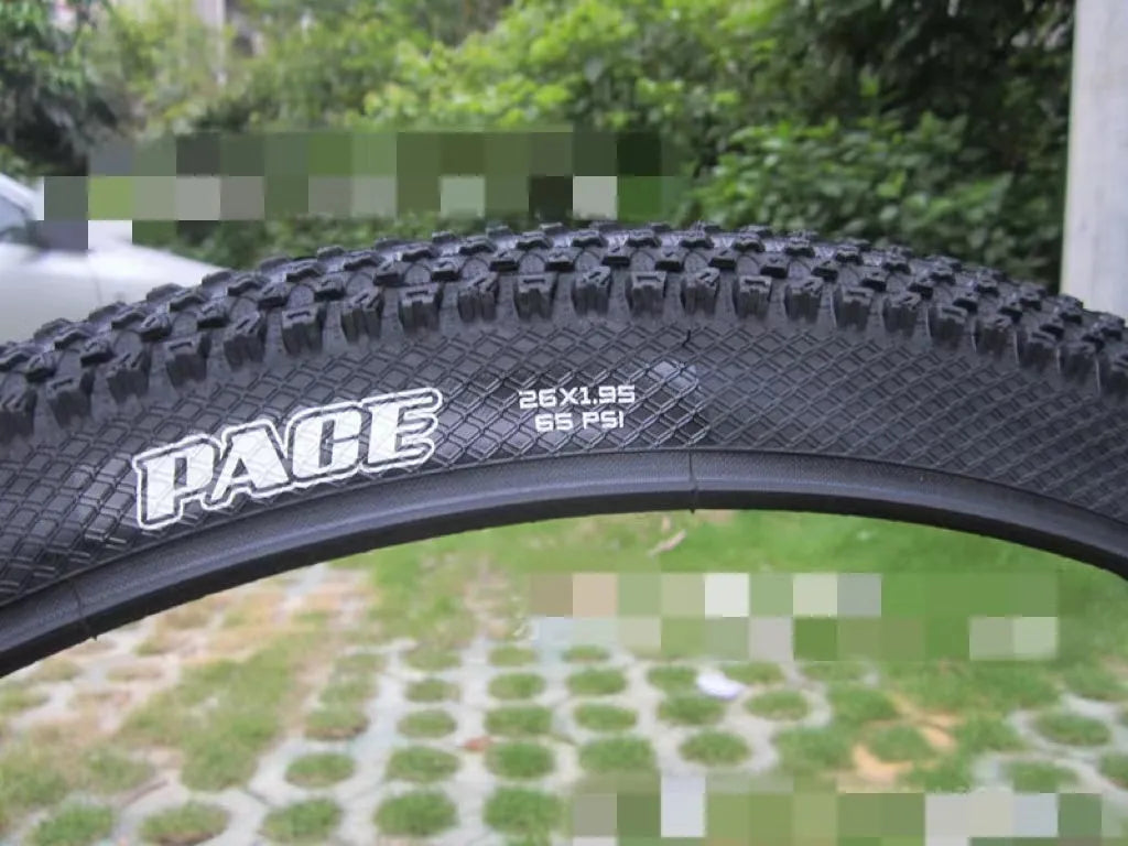 Ultralight puncture-resistant mountain bike tyre for 26, 27.5 and 29-inch wheels on a trail.