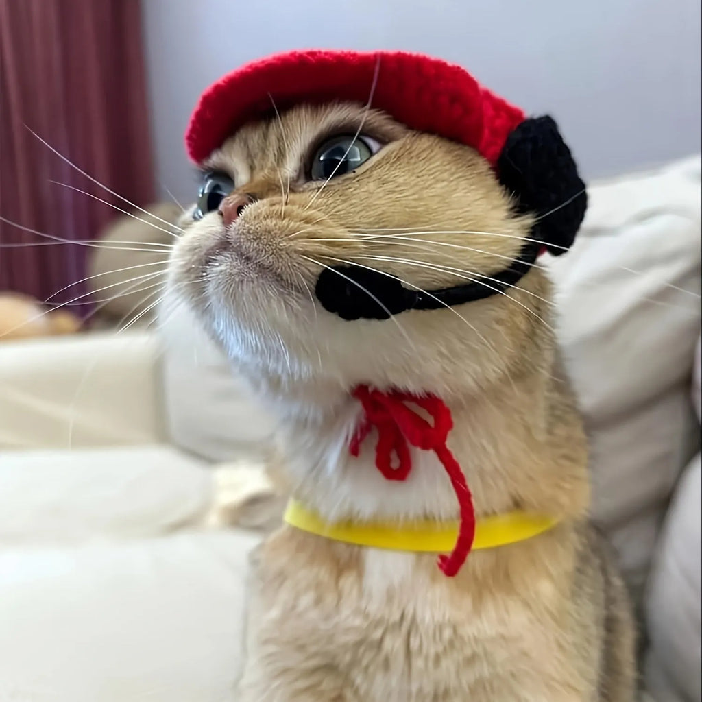 Handmade cotton knitted chef hat pet costume for small to medium-sized cats and dogs