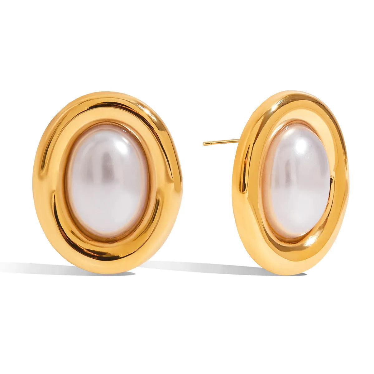 A pair of women's stainless steel stud earrings with a vintage-style pearl and electroplated finish.