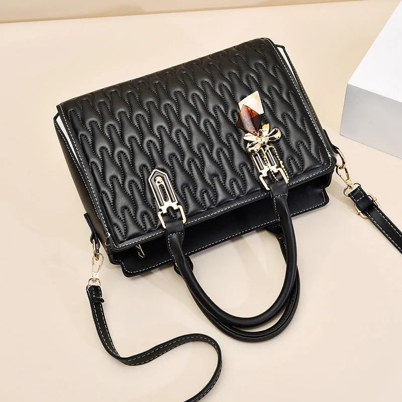 Women's large capacity polyester messenger bag in street trend style with organisational compartments